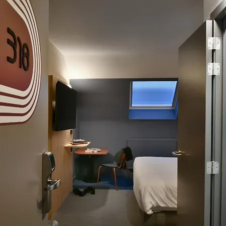 Ibis Styles Charleroi Airport Aero 44 Hotel Exterior photo