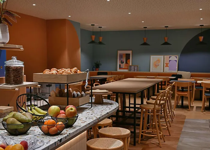 Ibis Styles Charleroi Airport Aero 44