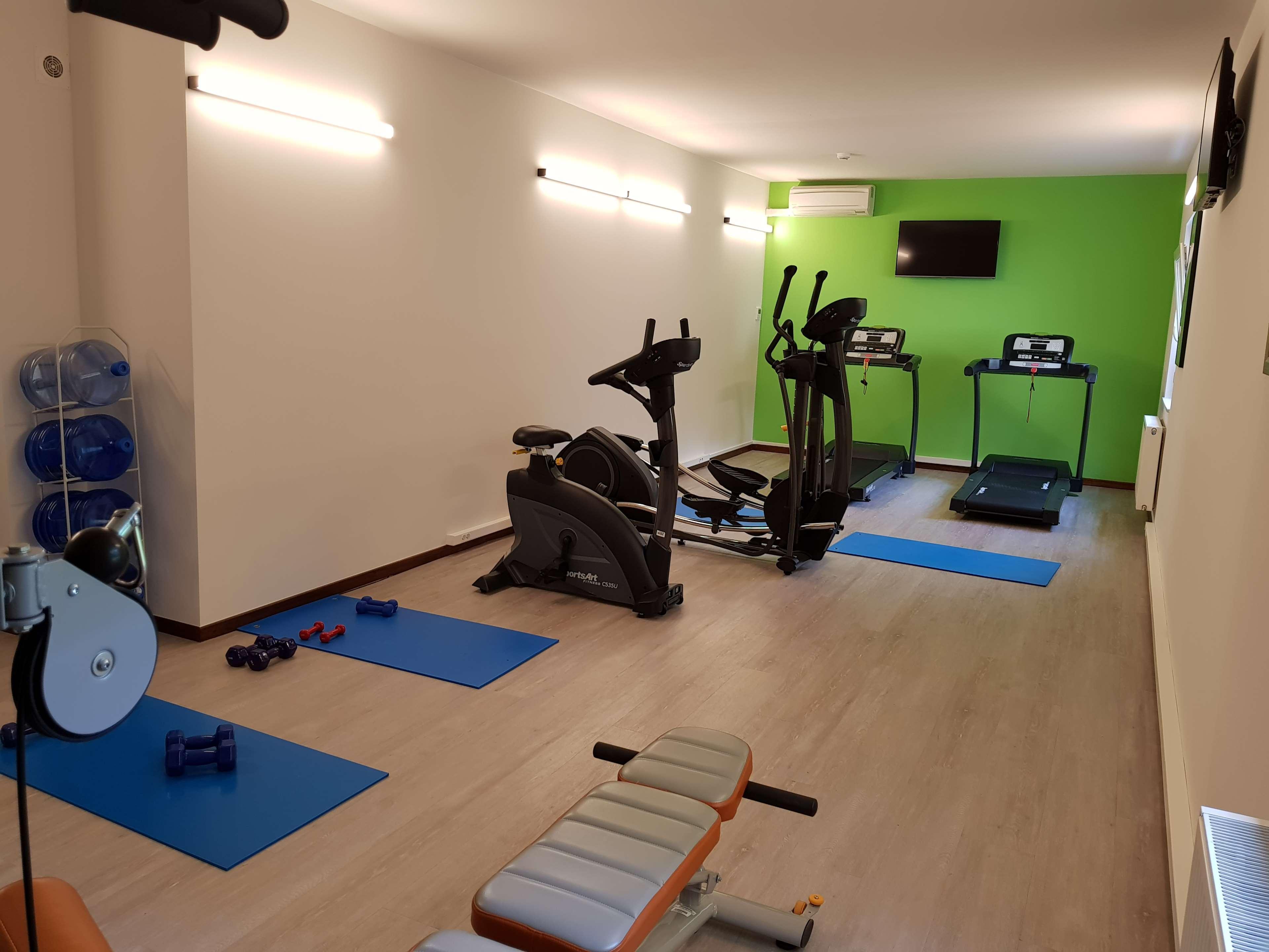 Ibis Styles Airport Aero 44 Hotel