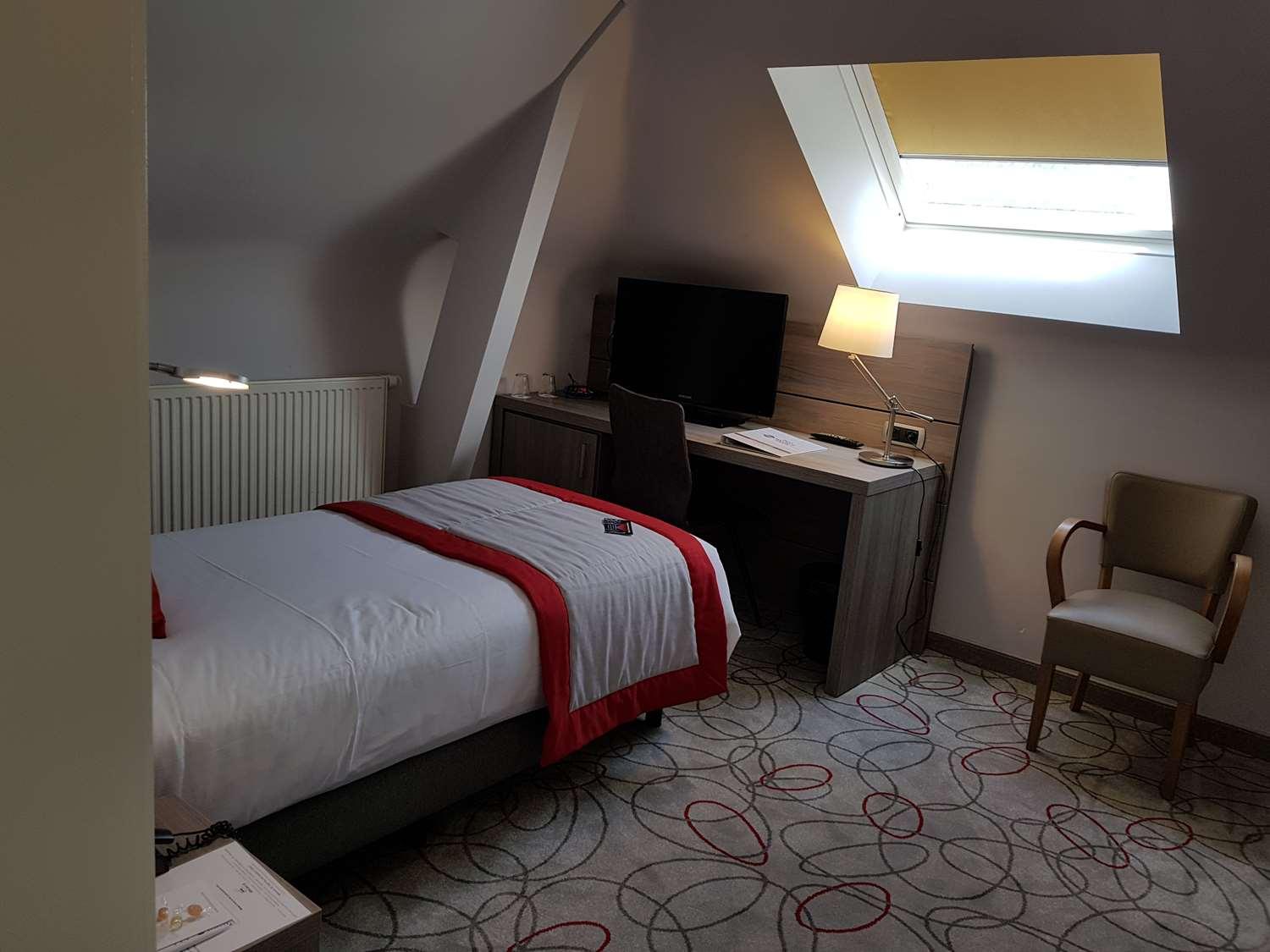 Ibis Styles Airport Aero 44 Charleroi