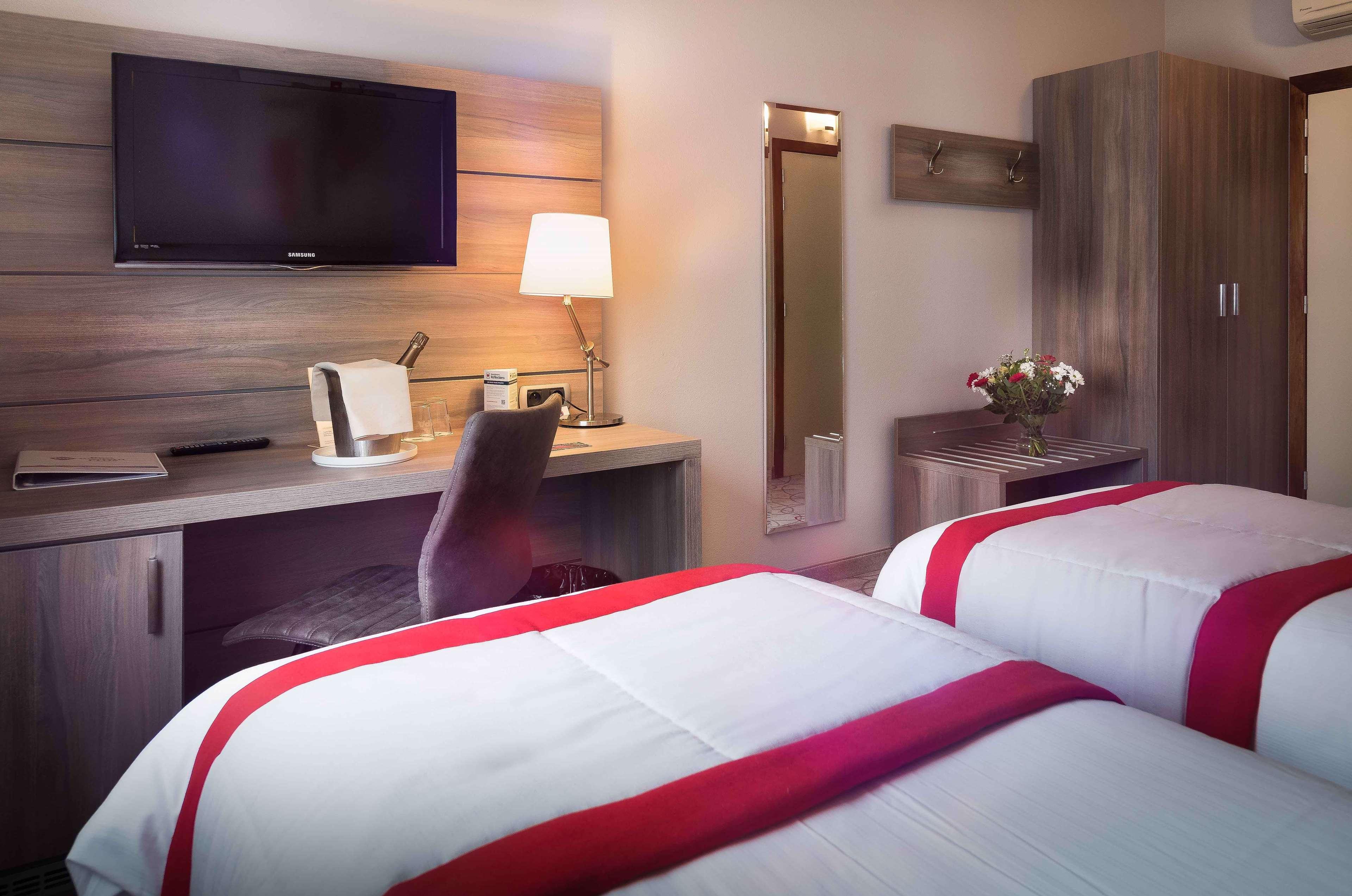 Ibis Styles Airport Aero 44 Hotel 3*