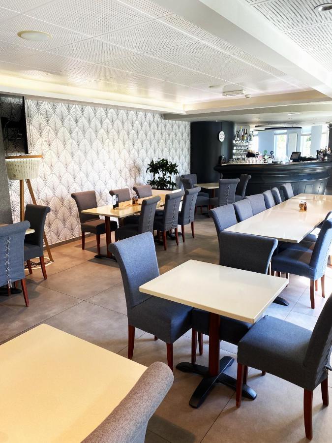 Ibis Styles Airport Aero 44 Hotel 3*