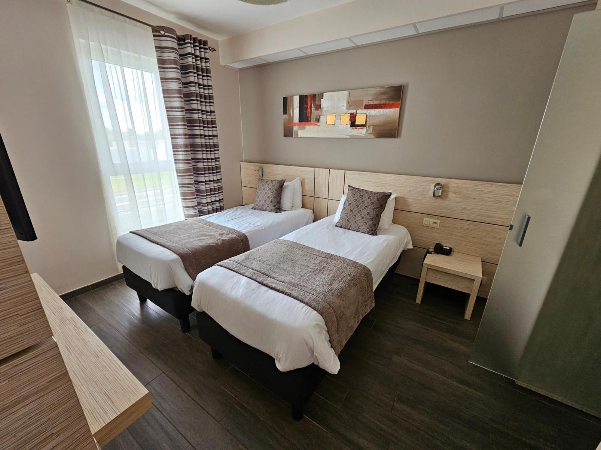 Ibis Styles Airport Aero 44 Hotel