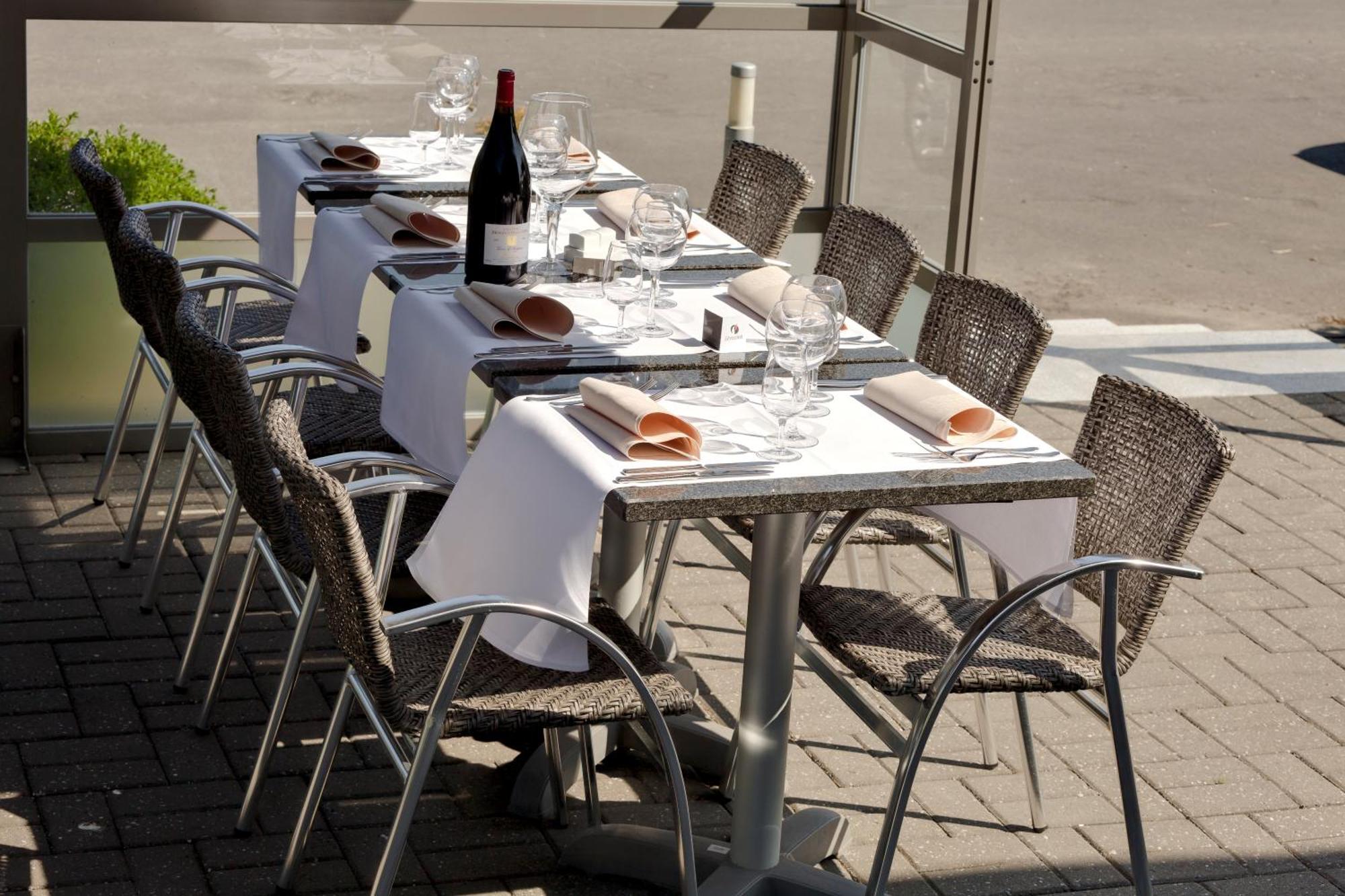 Ibis Styles Airport Aero 44 Charleroi