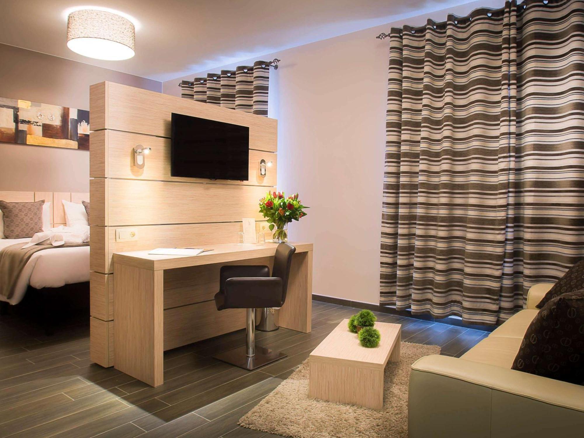 Ibis Styles Airport Aero 44 3* Charleroi